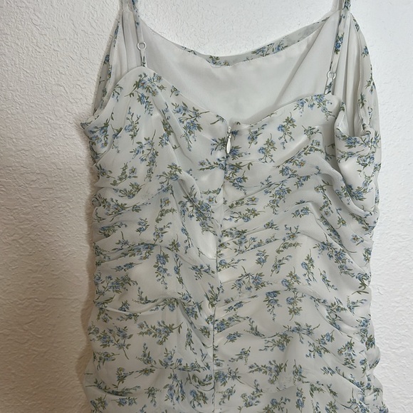 Bardot Ditsy Ruched Midi Dress size 10 - Picture 7 of 14